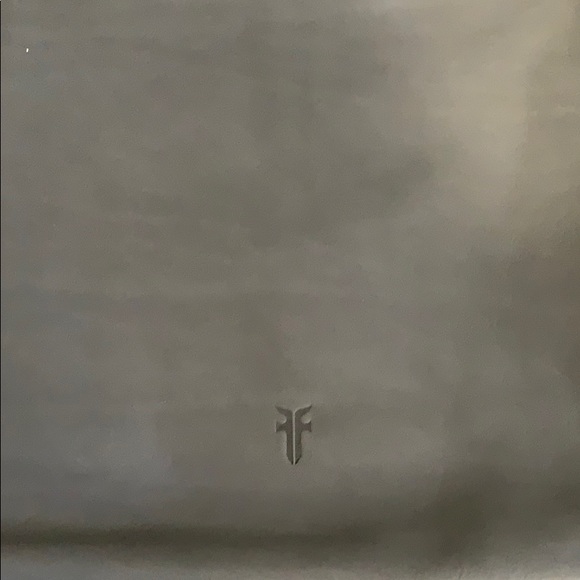 Frye Tote bag - NWT - Picture 4 of 4